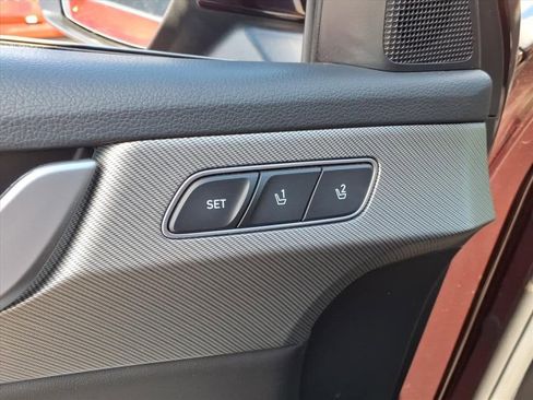 Certified 2024 Hyundai Palisade SEL image 10