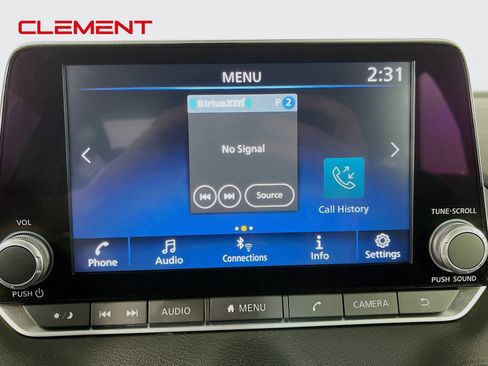 Used 2023 Nissan Sentra SR w/ Electronics Package FWD image 19