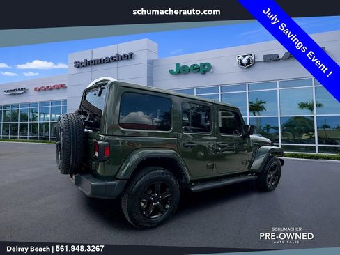 Used 2023 Jeep Wrangler Unlimited Sahara AWD/4WD image 7