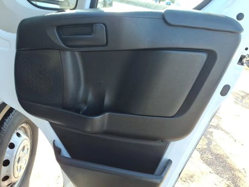 Used 2018 RAM ProMaster 2500 image 10