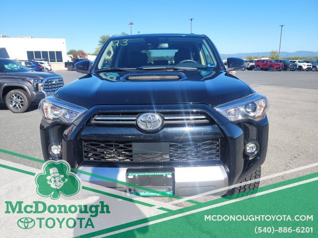 Used 2023 Toyota 4Runner TRD Off-Road Premium AWD/4WD image 3
