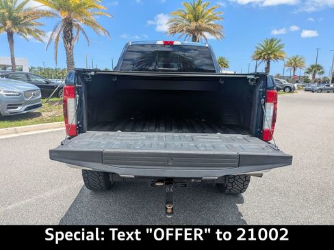 Used 2019 Ford F250 Lariat w/ Lariat Ultimate Package AWD/4WD image 26