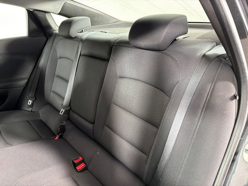 Used 2016 Chevrolet Malibu LT image 21