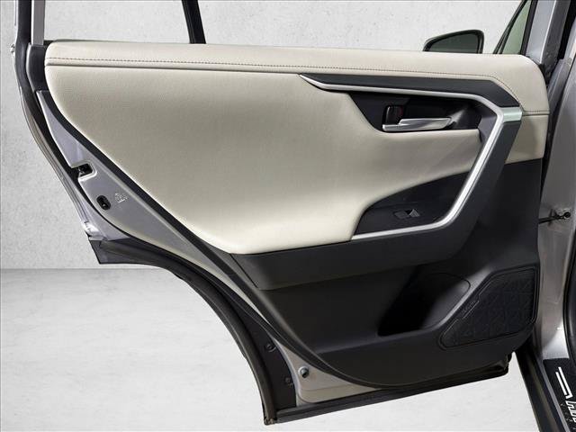 Used 2021 Toyota RAV4 Limited FWD image 24