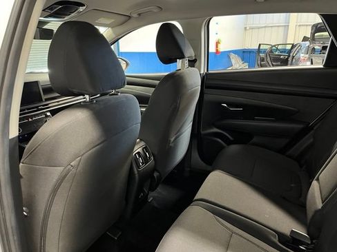 Used 2025 Hyundai Tucson SEL FWD image 18