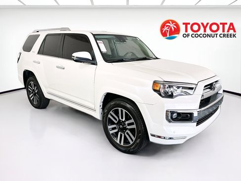Used 2022 Toyota 4Runner Limited RWD image 1