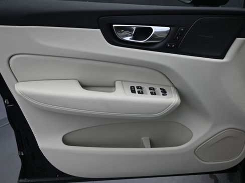 New 2026 Volvo XC60 B5 Ultra w/ Climate Package AWD/4WD image 5