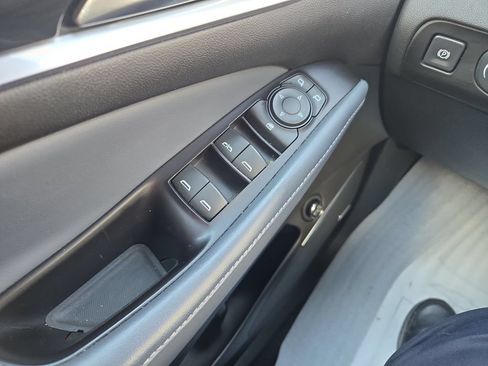 Certified 2020 Buick Enclave Essence w/ Sound and Sites Package FWD image 13
