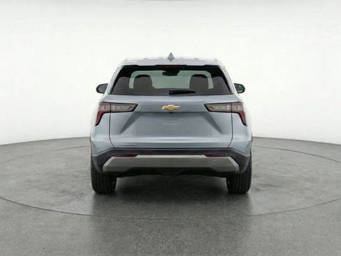 Used 2025 Chevrolet Equinox LT FWD image 7