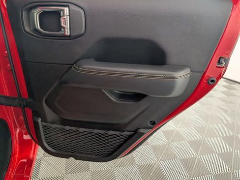 Certified 2025 Jeep Wrangler Sahara 4xe w/ Safety Group image 29