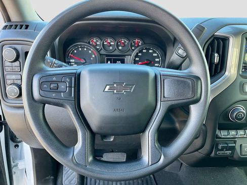 Used 2024 Chevrolet Silverado 1500 Custom Trail Boss w/ LPO, Dark Essentials Package image 11