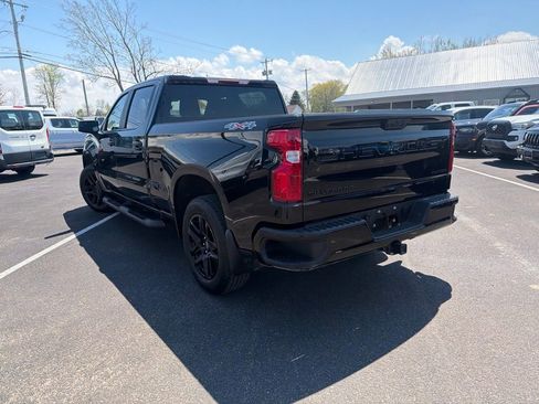 Used 2023 Chevrolet Silverado 1500 Custom AWD/4WD image 5