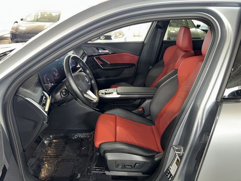 Used 2025 BMW X2 xDrive28i AWD/4WD image 19