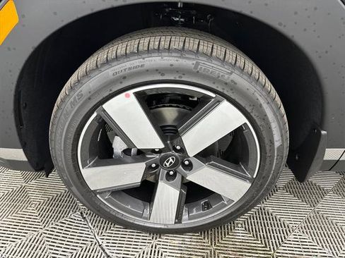 New 2026 Hyundai Santa Fe Limited image 13