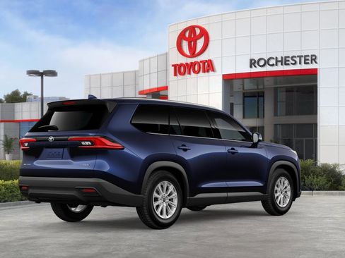 New 2026 Toyota Grand Highlander XLE image 10