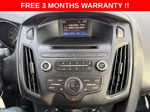 Used 2017 Ford Focus SE image 17