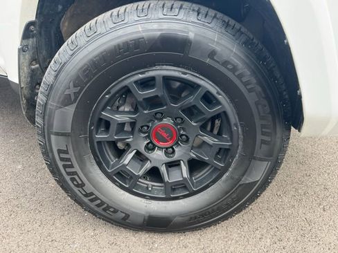 Used 2022 Toyota 4Runner TRD Off-Road Premium w/ TRD Black Wheel Package (TMS) AWD/4WD image 35