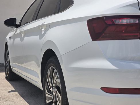 Used 2020 Volkswagen Jetta SEL Premium image 39