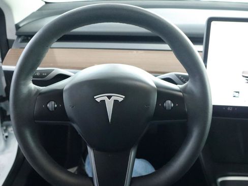 Used 2023 Tesla Model 3 Standard Range RWD image 15