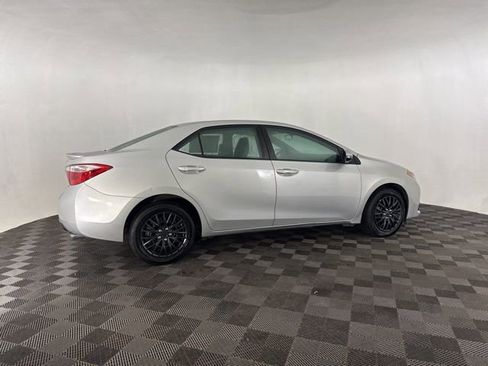 Used 2016 Toyota Corolla S image 9