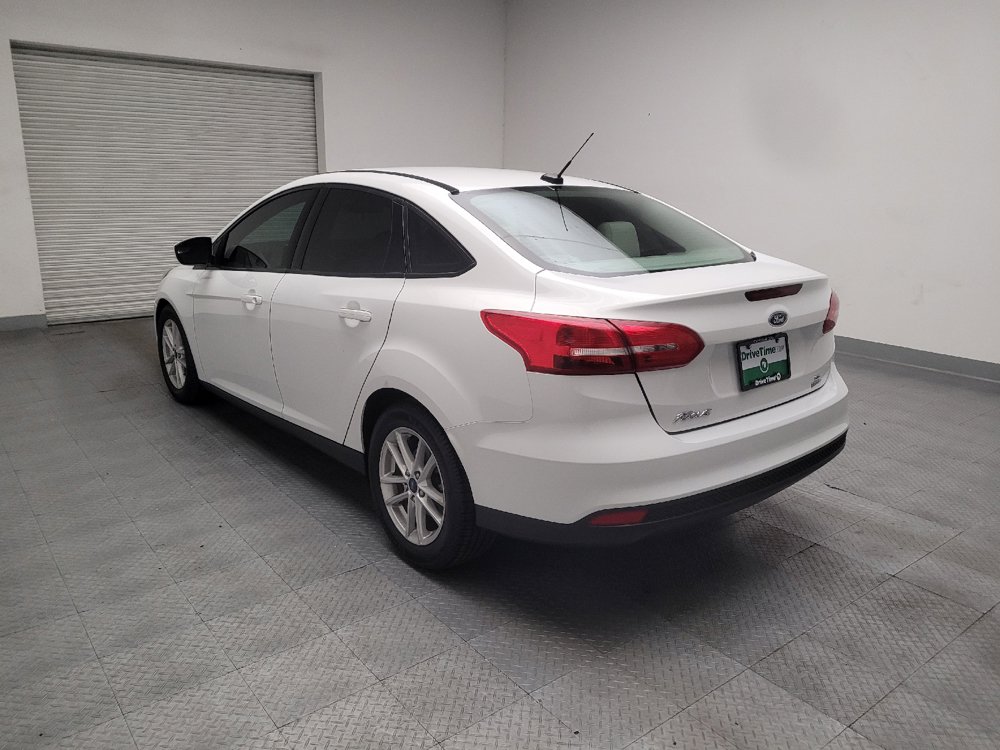Used 2018 Ford Focus SE FWD image 5
