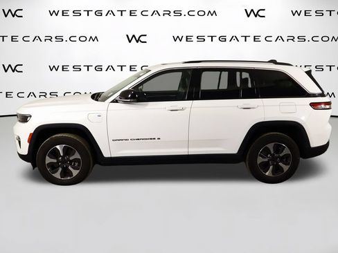 Used 2023 Jeep Grand Cherokee 4WD 4xe image 5