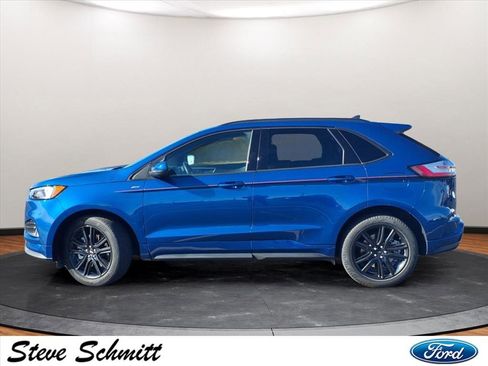 Used 2024 Ford Edge ST-Line w/ Class II Trailer Tow Package image 2