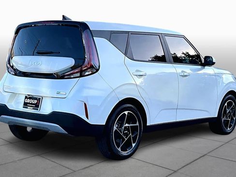 Certified 2023 Kia Soul EX image 12