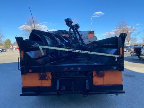 Used 2013 Ford F550 Full Dump and Plows w/ Payload Upgrade Pkg image 4