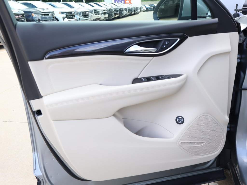 Certified 2023 Buick Envision Preferred FWD image 11