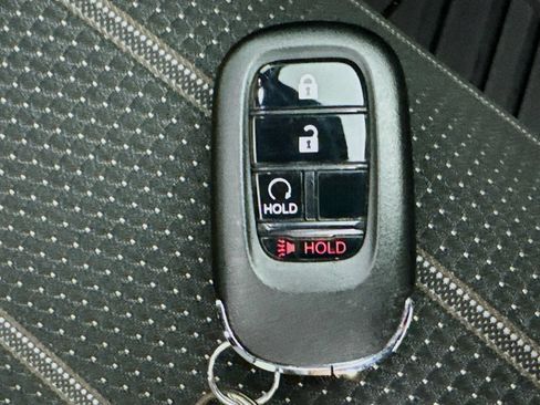 Used 2025 Honda CR-V Sport image 36
