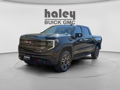Used 2022 GMC Sierra 1500 AT4 w/ AT4 Premium Package AWD/4WD image 1