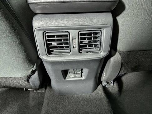 Used 2024 Toyota RAV4 XLE FWD image 24