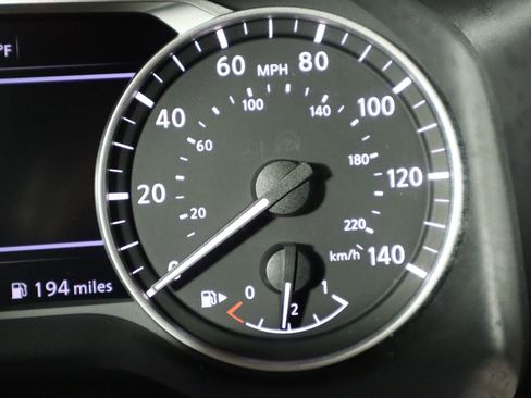 Used 2023 Nissan Rogue S image 34