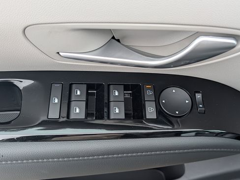 New 2026 Hyundai Tucson Limited image 12