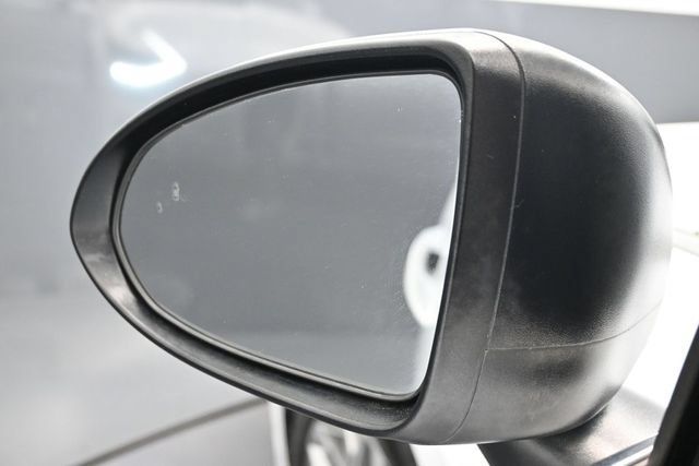 Used 2021 Hyundai Sonata SEL w/ Convenience Package FWD image 4