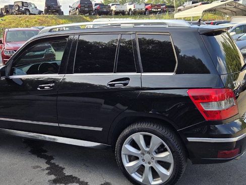 Used 2010 Mercedes-Benz GLK 350 4MATIC image 8