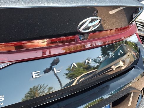 Certified 2023 Hyundai Elantra SEL w/ Convenience Package FWD image 29