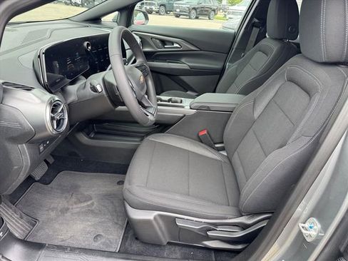 New 2026 Chevrolet Equinox EV LT image 6