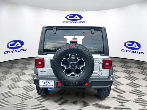 Used 2023 Jeep Wrangler Unlimited Rubicon 4xe w/ Cold Weather Group AWD/4WD image 5
