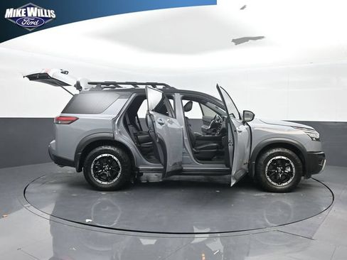 Used 2024 Nissan Pathfinder Rock Creek AWD/4WD image 27