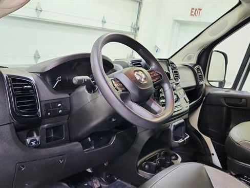 Used 2014 Nissan Frontier SV RWD image 33