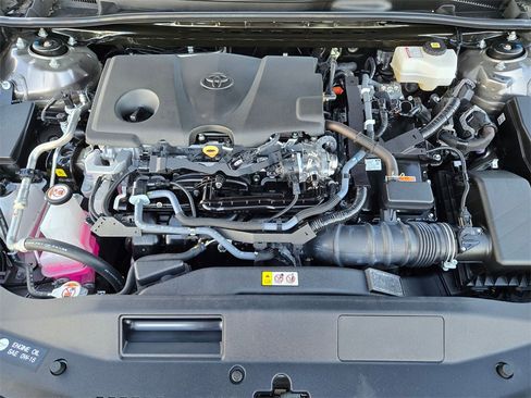 Used 2023 Toyota Camry XSE w/ Navigation Package image 36