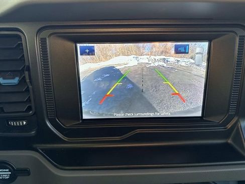 Used 2021 Ford Bronco Black Diamond w/ Sasquatch Package image 18