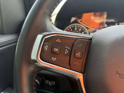Used 2024 RAM 1500 Laramie AWD/4WD image 22