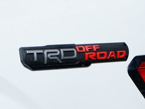 Used 2022 Toyota Tundra Limited AWD/4WD image 56