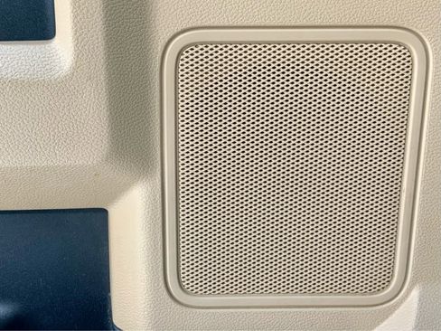 Used 2015 Ford F150 XLT w/ Equipment Group 301A Mid image 48