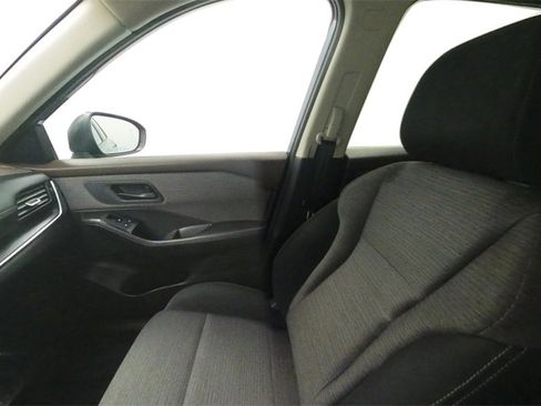 Used 2021 Nissan Rogue S image 29