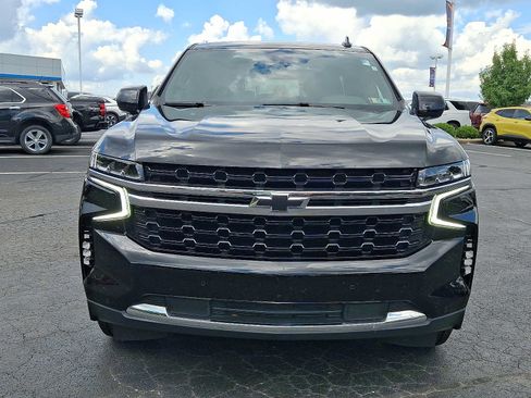 Used 2023 Chevrolet Tahoe LS AWD/4WD image 2