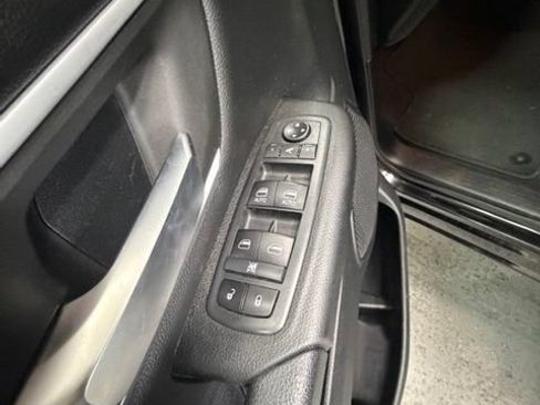 Used 2020 RAM 1500 Big Horn AWD/4WD image 23